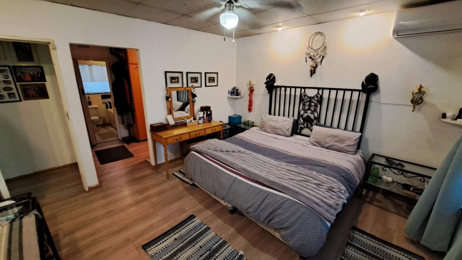 3 Bedroom Property for Sale in Langenhovenpark Free State